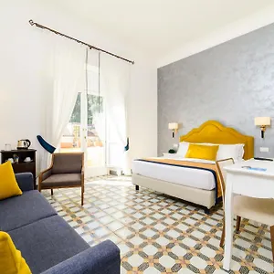 Luxury House לינה וארוחת בוקר